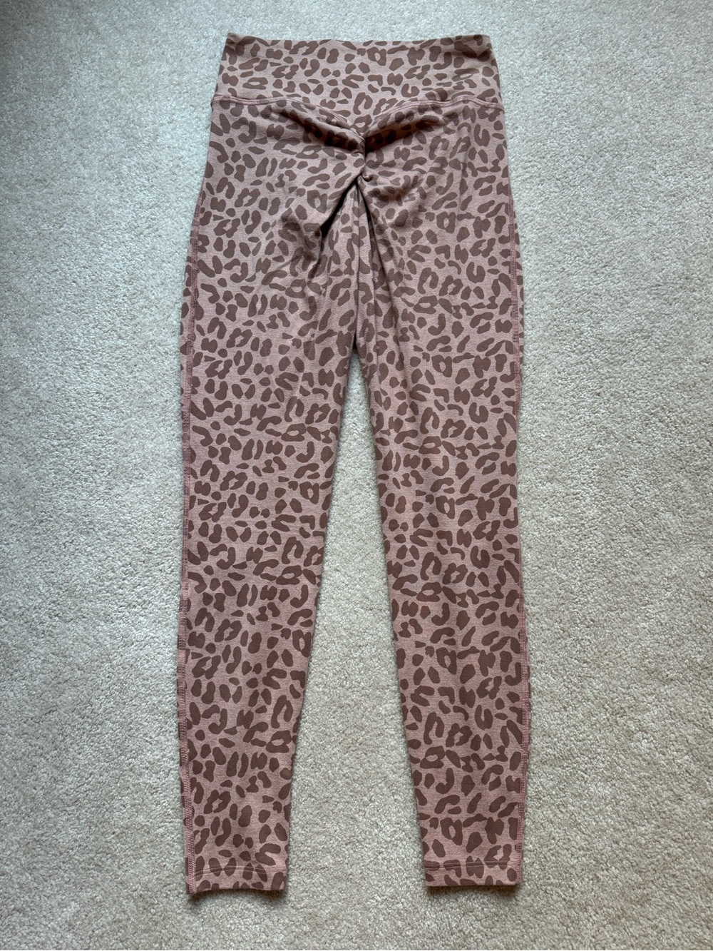 Bombshell Sportswear Cheetah Leggings Tan - Picture 6 of 6